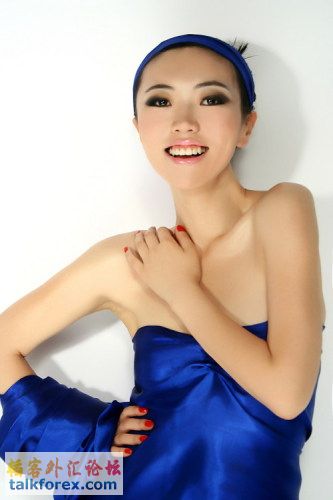 王琳2.jpg